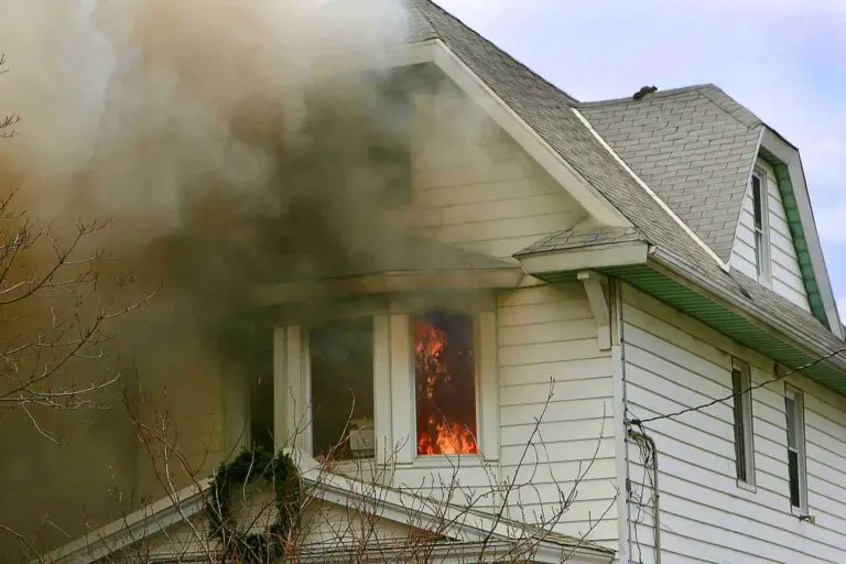 24/7 Emergency Smoke & Fire Damage Restoration Services in West palm Beach, Florida